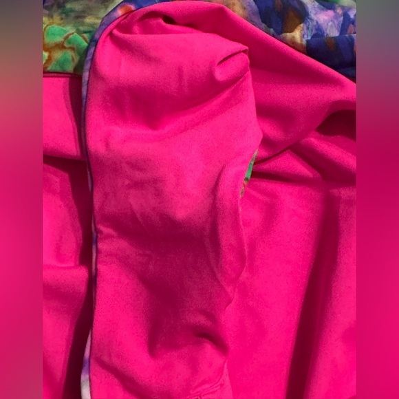 NWT Wet Swimwear Isla De Ibiza Elsa One-Piece Swimsuit
NEON-MULTI - Picture 12 of 16